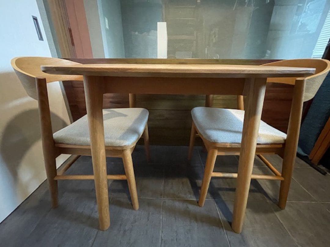 ウニコ　ソルク　テーブル