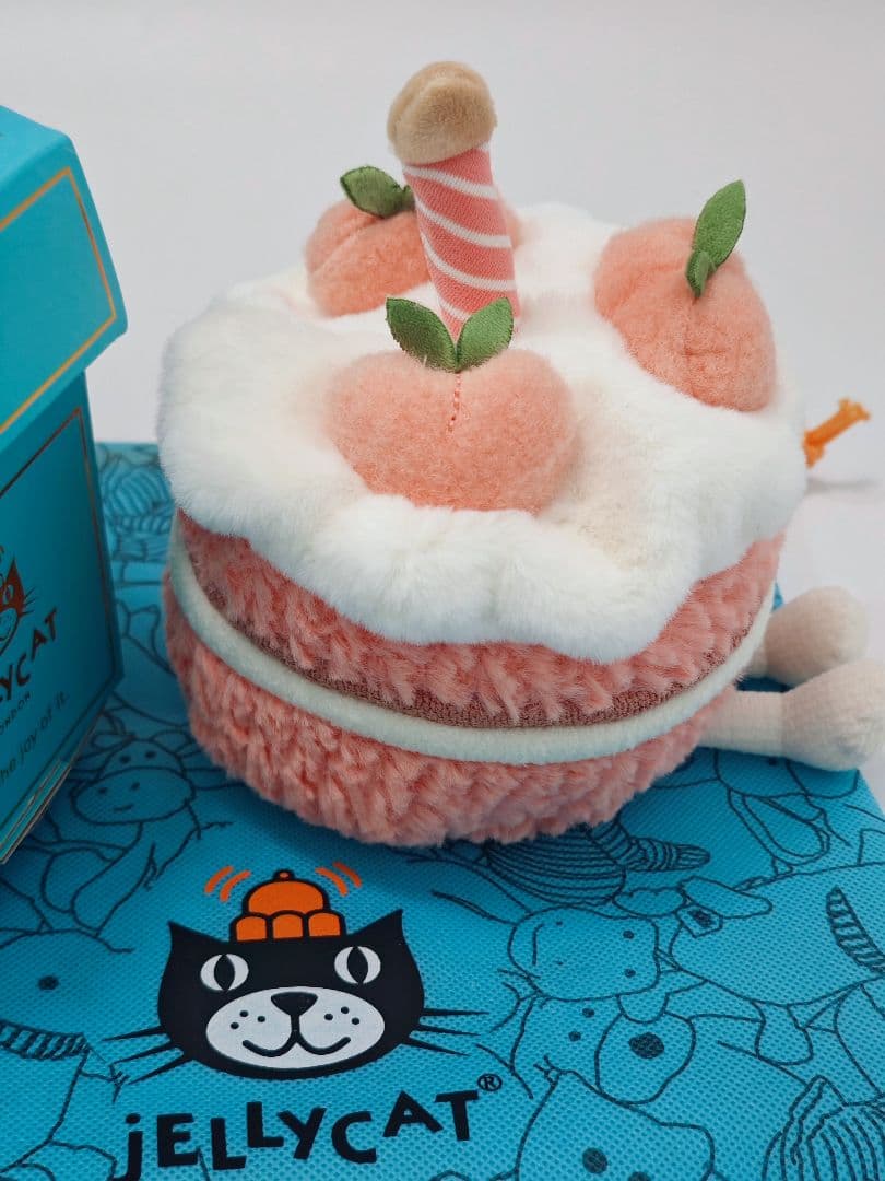  Melbie Peach Cake上海限定ケーキぬいぐるみ新品