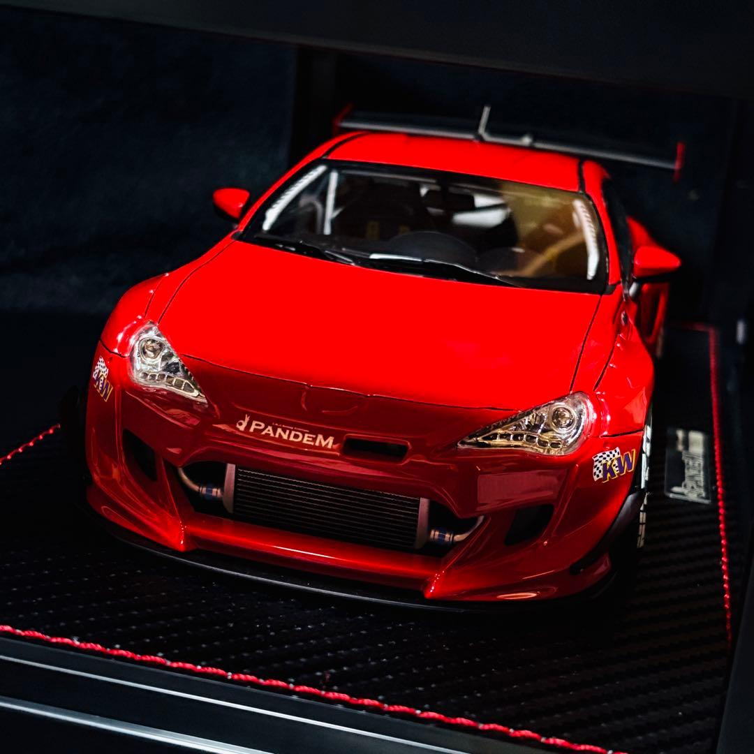 1/18 イグニッションモデル トヨタ 86 (ZN6) パンデム V3