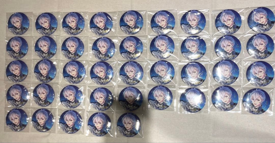 アイナナ 逢坂 壮五 缶バッジ ブラホワ