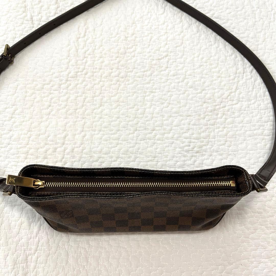 限定品！LOUIS VUITTONダミエ　トロター