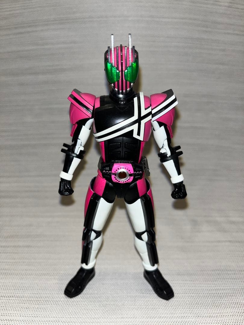 S.H.Figuarts真骨彫 仮面ライダーディケイド ネオディケイドライバー