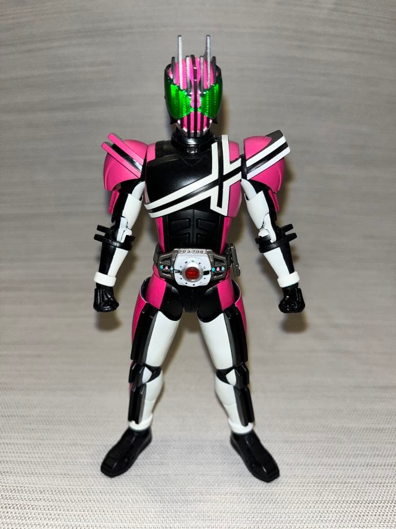 S.H.Figuarts真骨彫 仮面ライダーディケイド ネオディケイドライバー