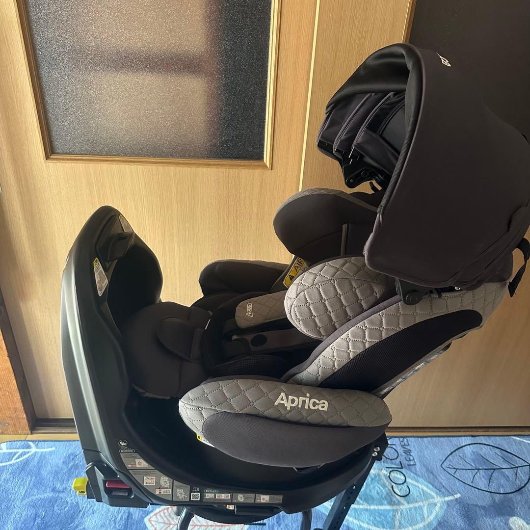 【美品】アップリカ　チャイルドシート　フラディアグロウ　ISOFIX　プレミアム