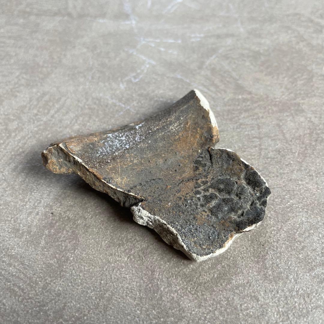 黒織部陶片 桃山 江戸初期 美濃古陶 美濃桃山陶 美濃焼 古陶磁 織部 骨董