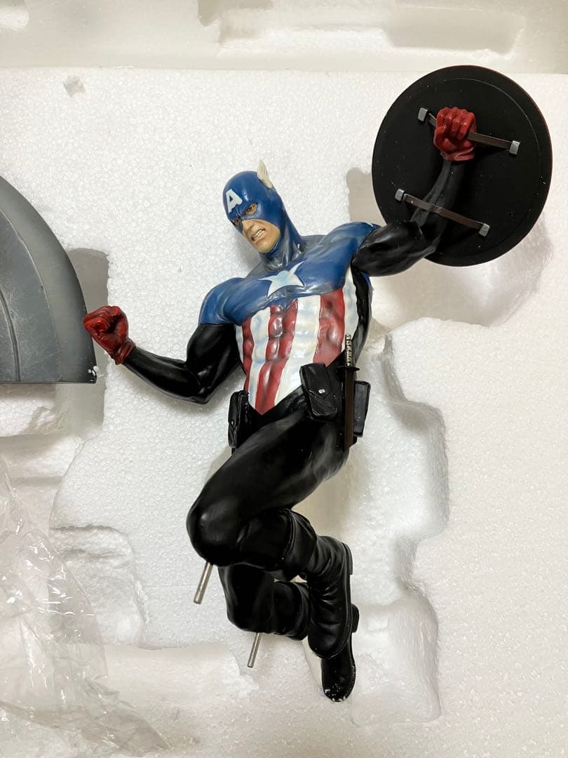 1000体限定 ニューキャプテンアメリカ コトブキヤ ファインアート