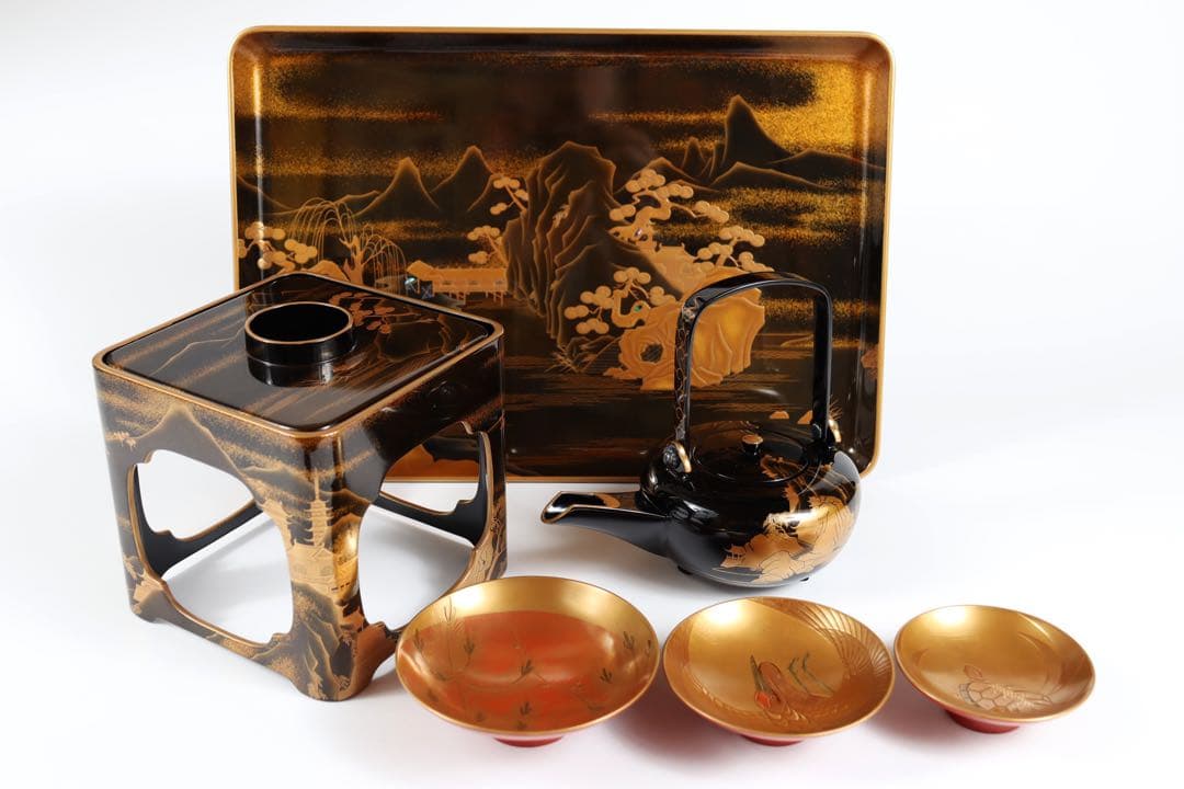 工房とギャラリー|塗師屋大崎庄右ェ門大崎漆器店 輪島塗 山水研