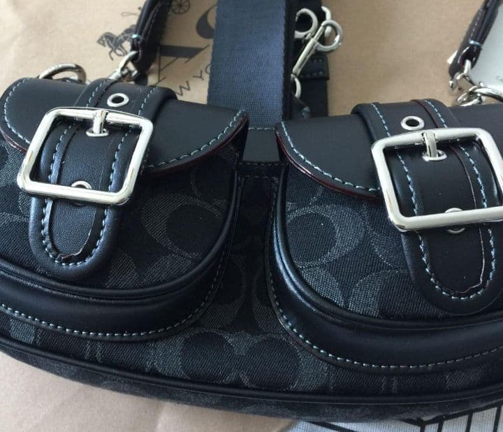 COACH　コーチショルダーバッグ ダブルポケット