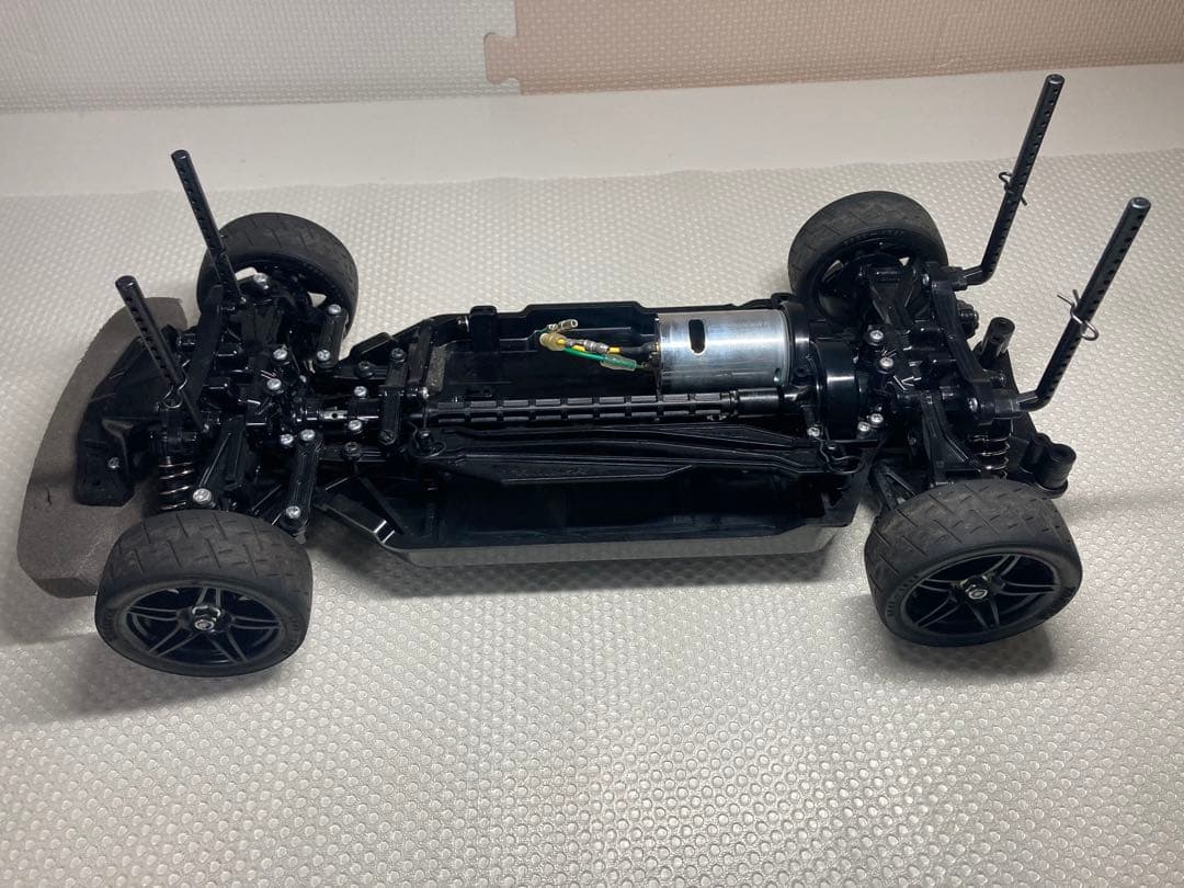 タミヤ　TT-02シャーシ　セリカ　GT-FOUR ST205 ボディ付き