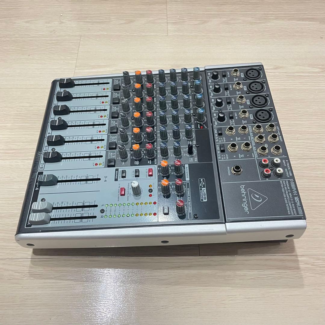 【送料無料】Behringer XENYX 1204USB アナログミキサー