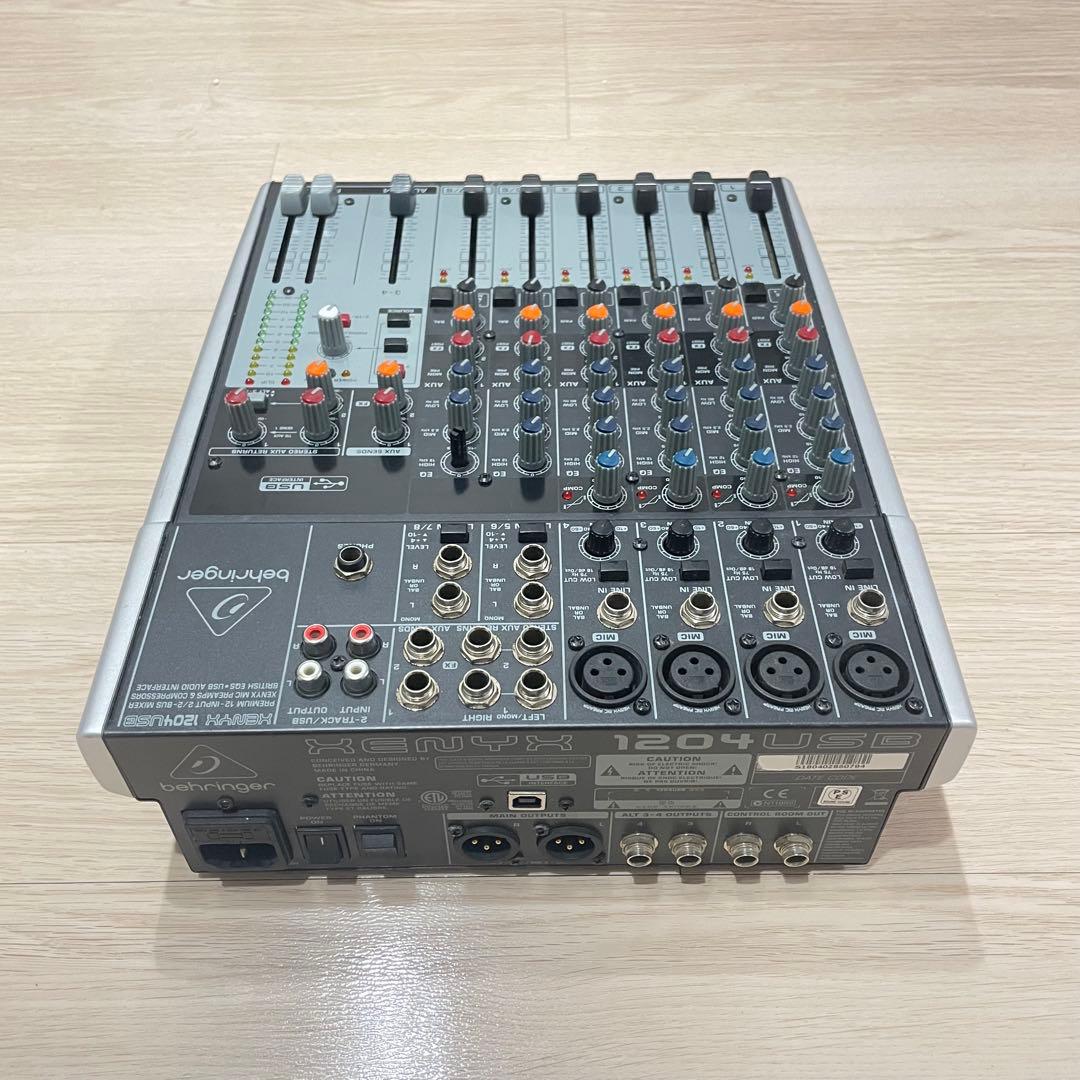 【送料無料】Behringer XENYX 1204USB アナログミキサー
