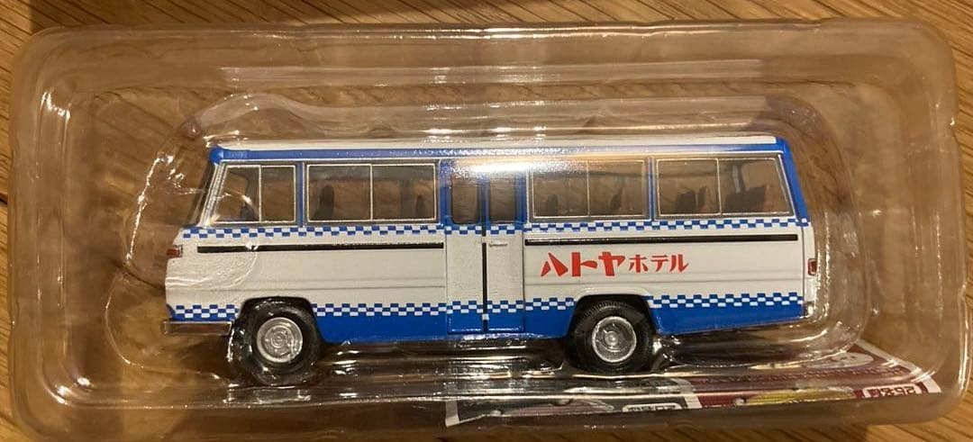 トミカリミテッド ヴィンテージネオ　ニッサン　シビリアン　ハトヤホテル