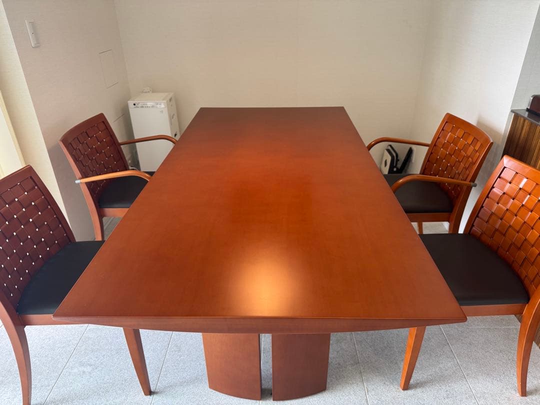 美品アルフレックス　TAVOLO NAVE（タボロ・ナーベ） ダイニングテーブル