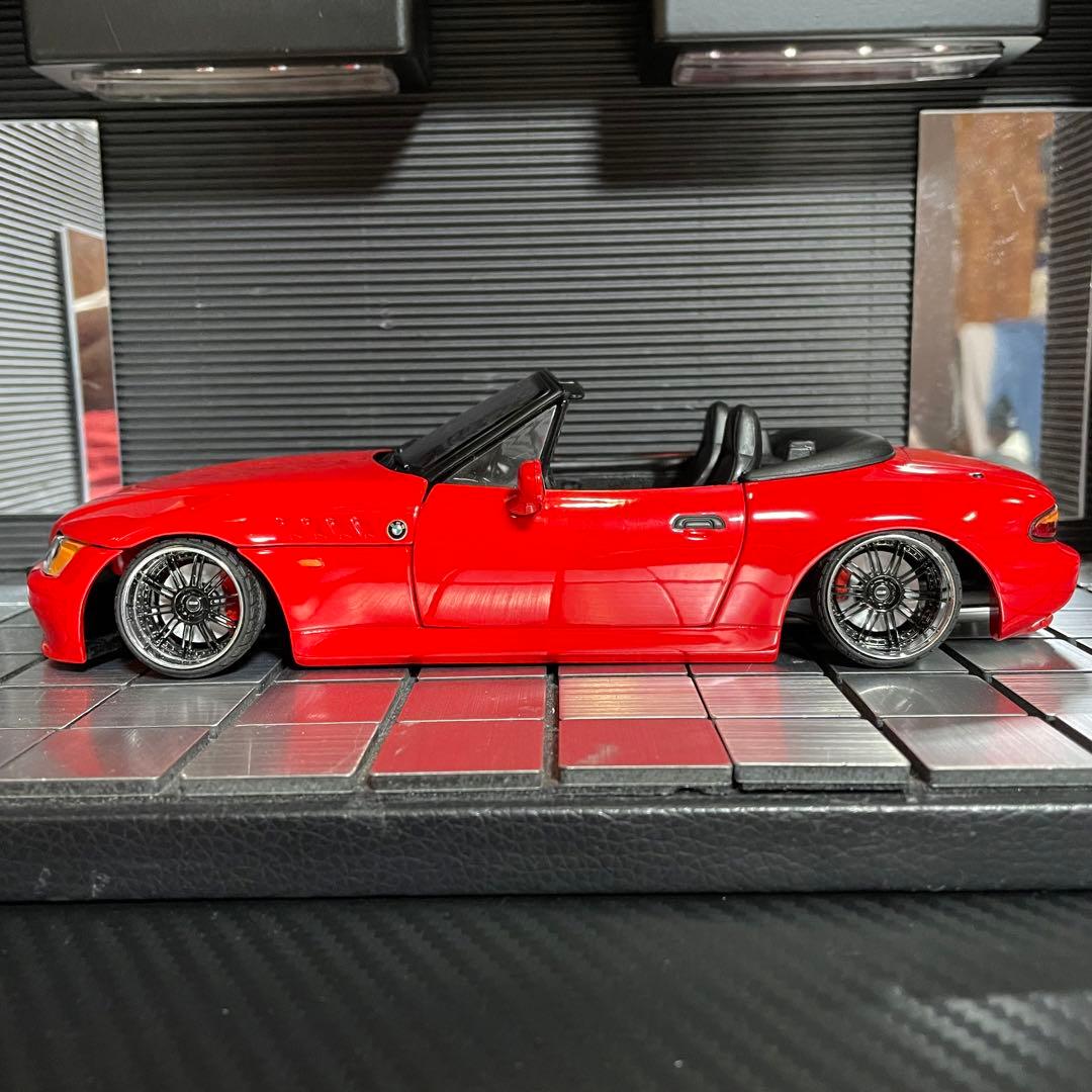UTモデル 1/18 BMW Z3 ロードスター（カスタム仕様)