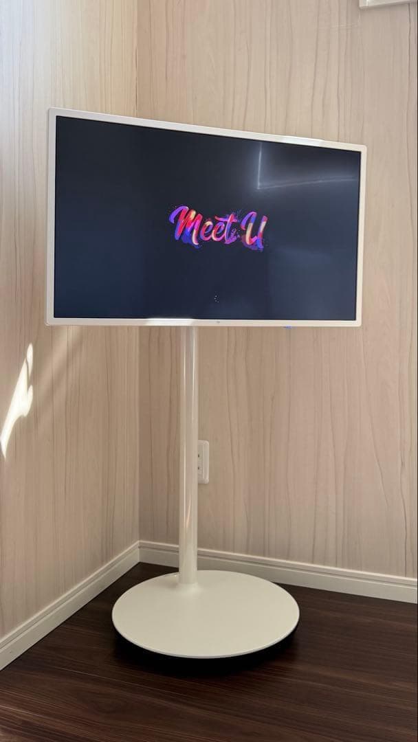 新品】KTC MegPad 32型 4K UHD 移動式スマートタッチモニター KTC