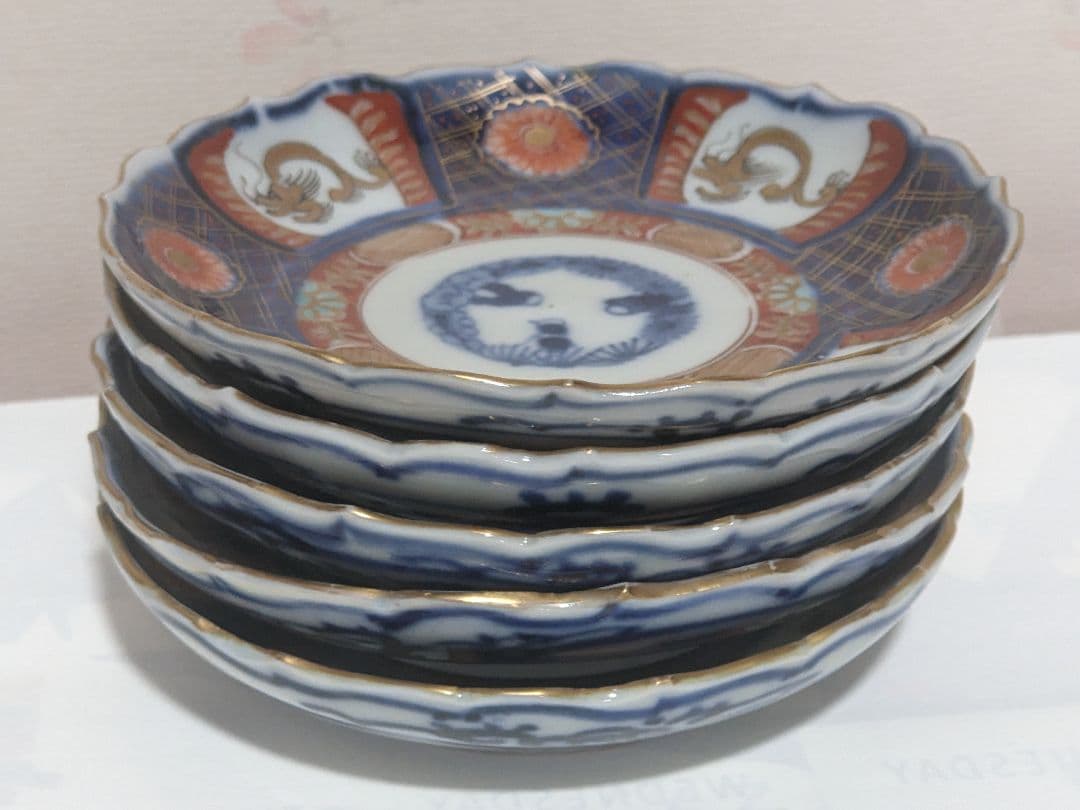 ♦江戸時代古伊万里 大明成化年製 染付金襴手 吉祥文 輪花豆皿 五枚組み 骨董品