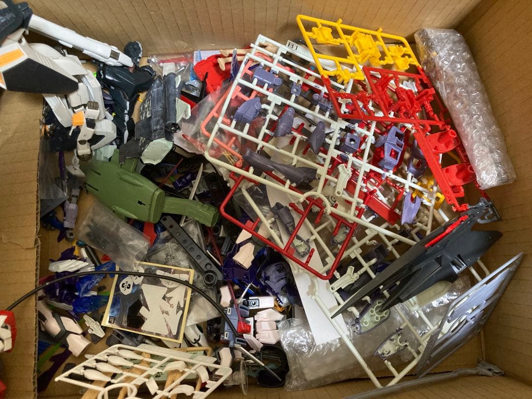 ガンプラ　ジャンクパーツ　大量まとめ売り