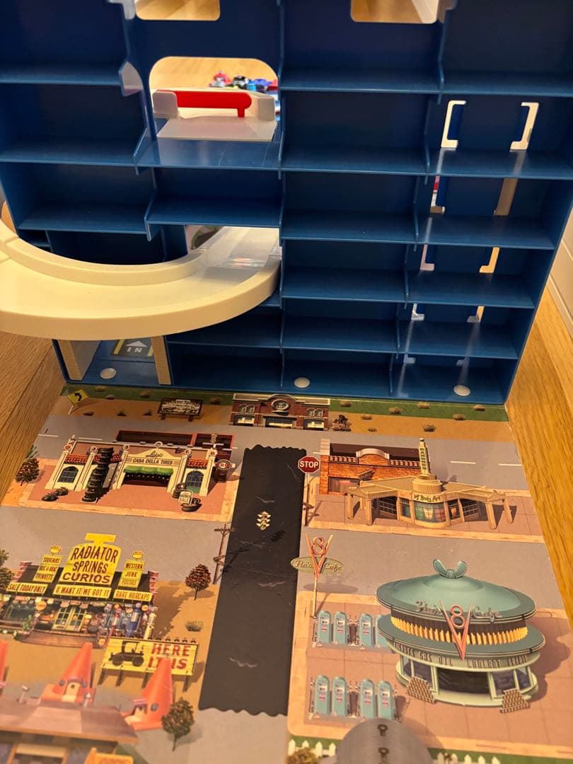 トミカ　カーズ ミニカーセット 58台 スロープ付き