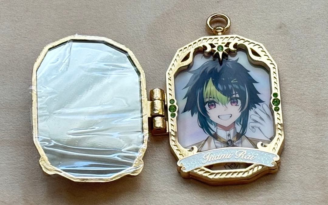 サ*ラ様 にじさんじ 伊波ライ ロケットペンダント