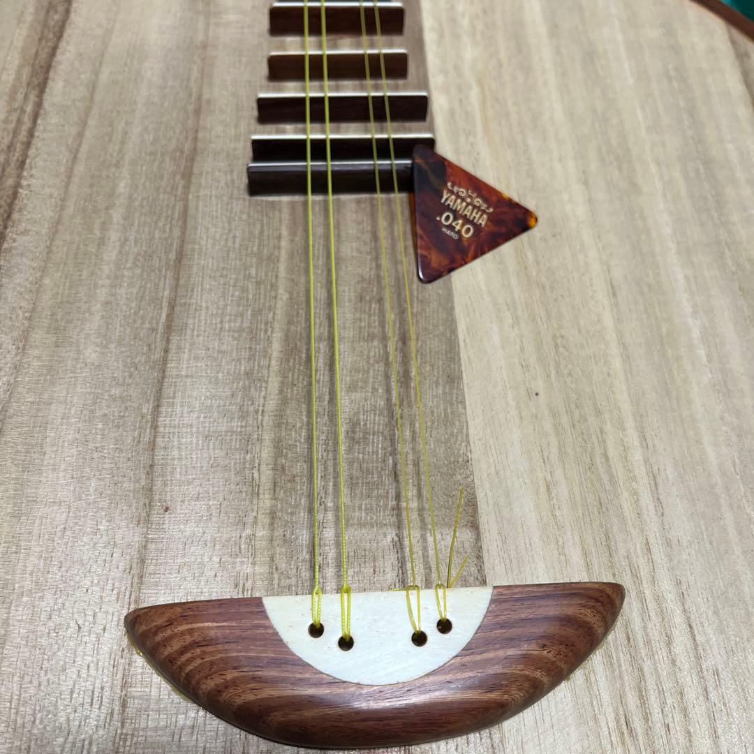 琴月 月琴 高級製品 4線 Yueqin 刻印有り 木製 ハードケース付き