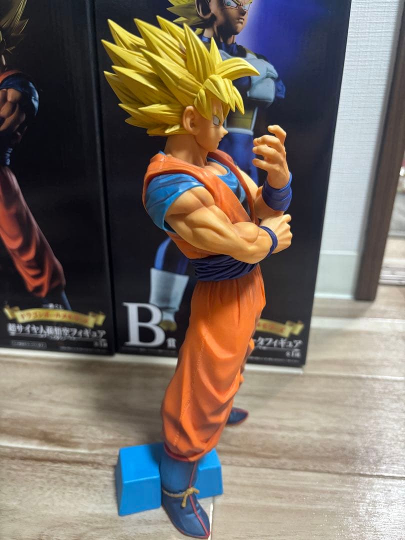 ドラゴンボール メモリーズ 超サイヤ人 孫悟空 ベジータ A賞 B賞 一番くじ