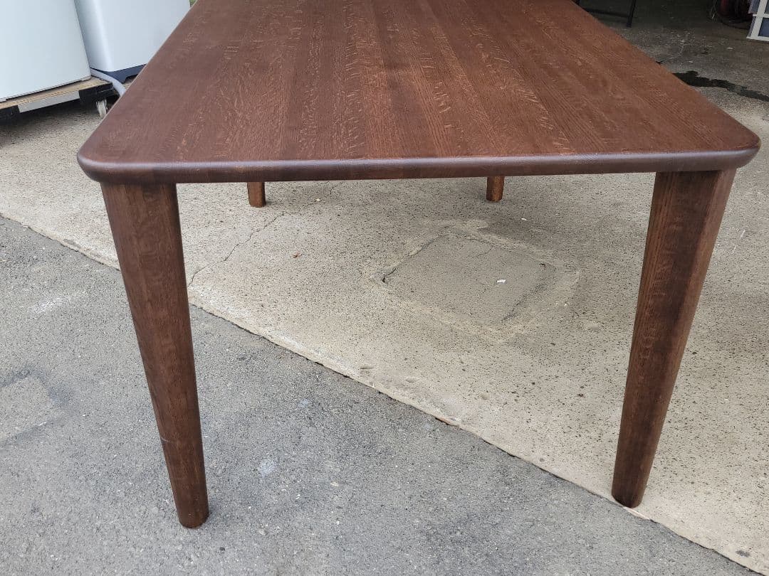 カリモク家具 Chitano ダイニングテーブル 幅135cm 天然木 日本製