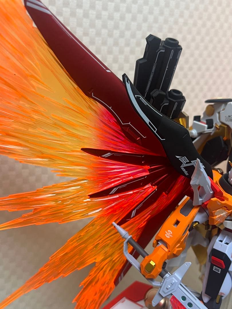 ま*お様 hgデスティニーガンダム SpecII ゼウスシルエット•ハイネカラー