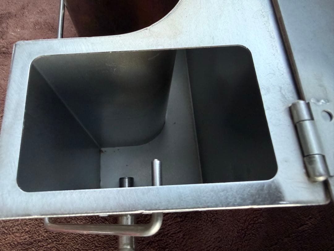 AR　テンマクデザイン　ウッドストーブ　サイドビュー　Mサイズ