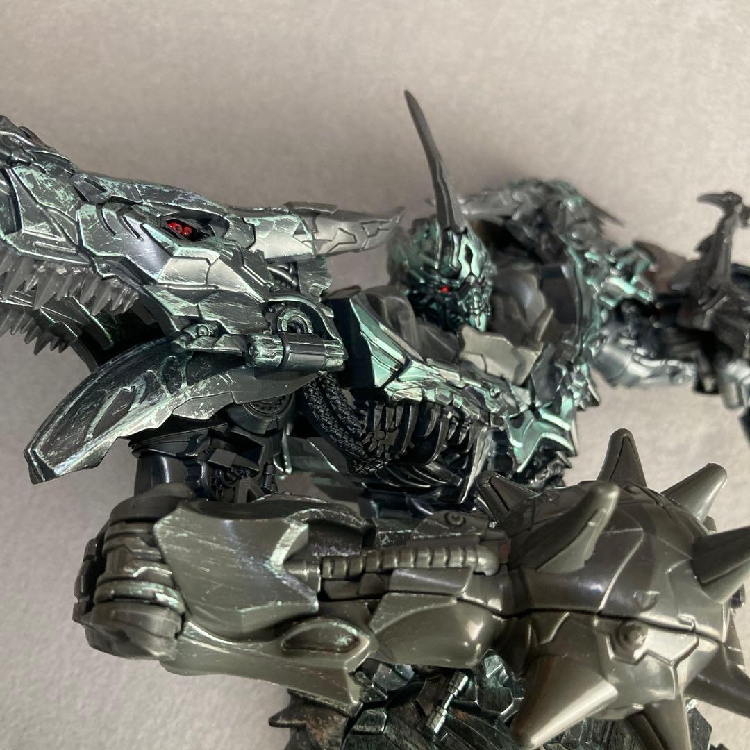 値下げ中　SS-07 グリムロック トランスフォーマー　スタジオシリーズ