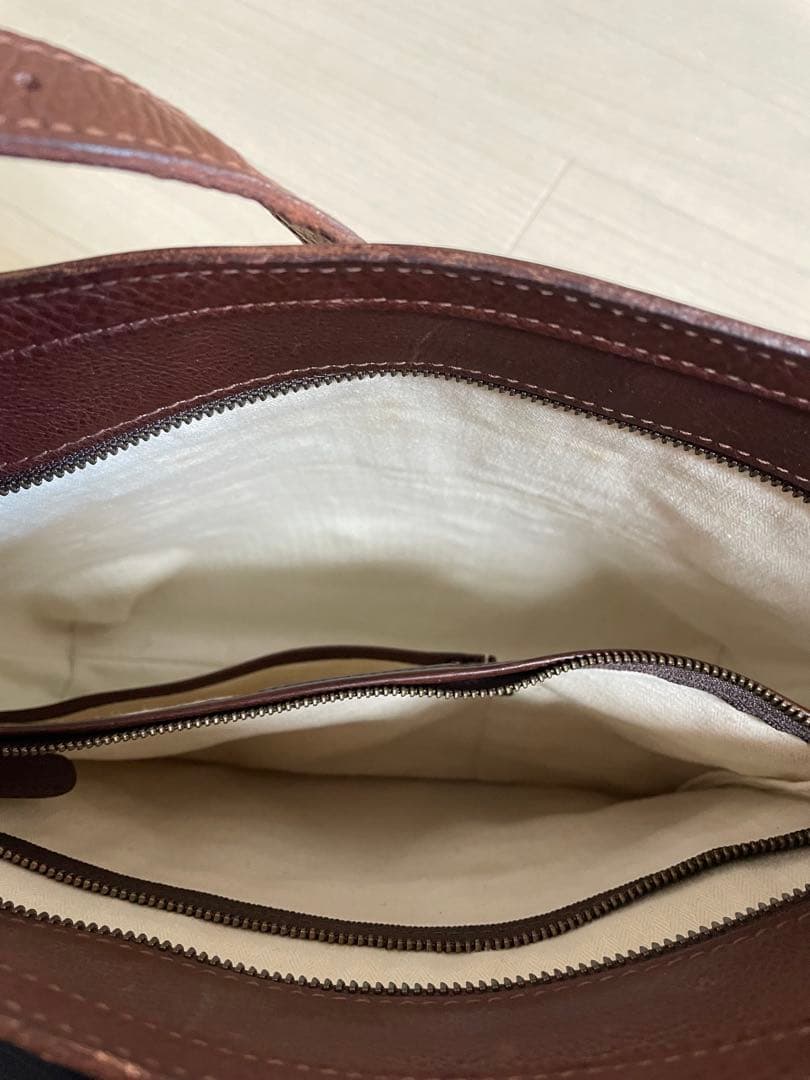 最終値下げ　genten Mattone レザー ショルダーバッグ