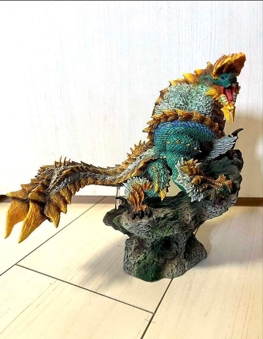 モンスターハンタークリエイターズモデル 雷狼竜 ジンオウガ初版