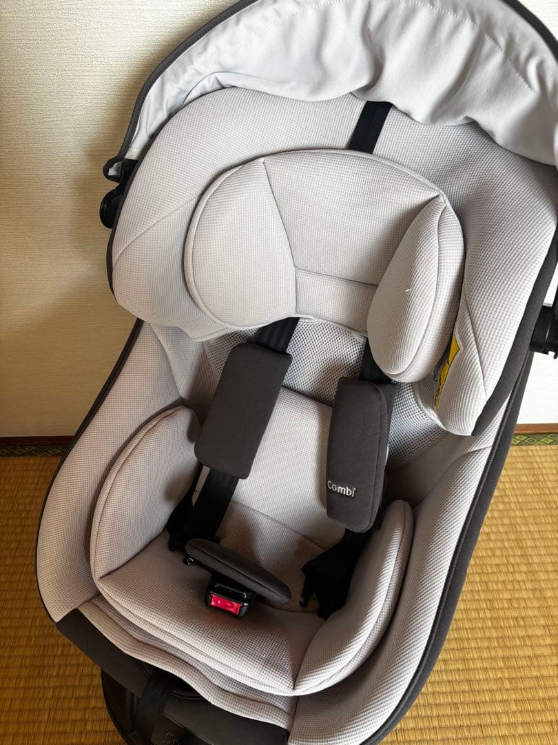 コンビ チャイルドシート クルムーヴ スマート エッグショックSimplight