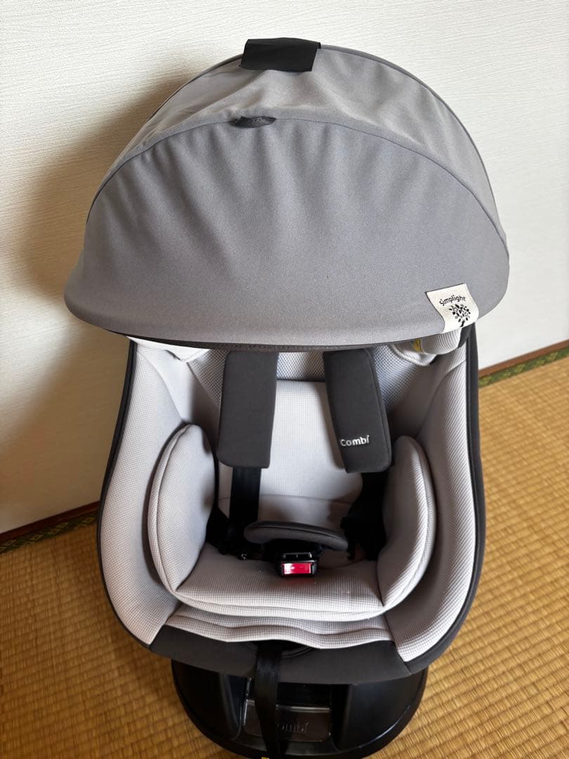 コンビ チャイルドシート クルムーヴ スマート エッグショックSimplight