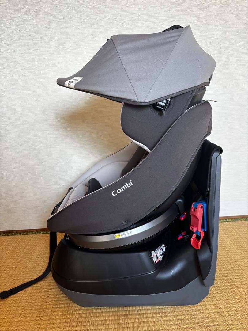 コンビ チャイルドシート クルムーヴ スマート エッグショックSimplight