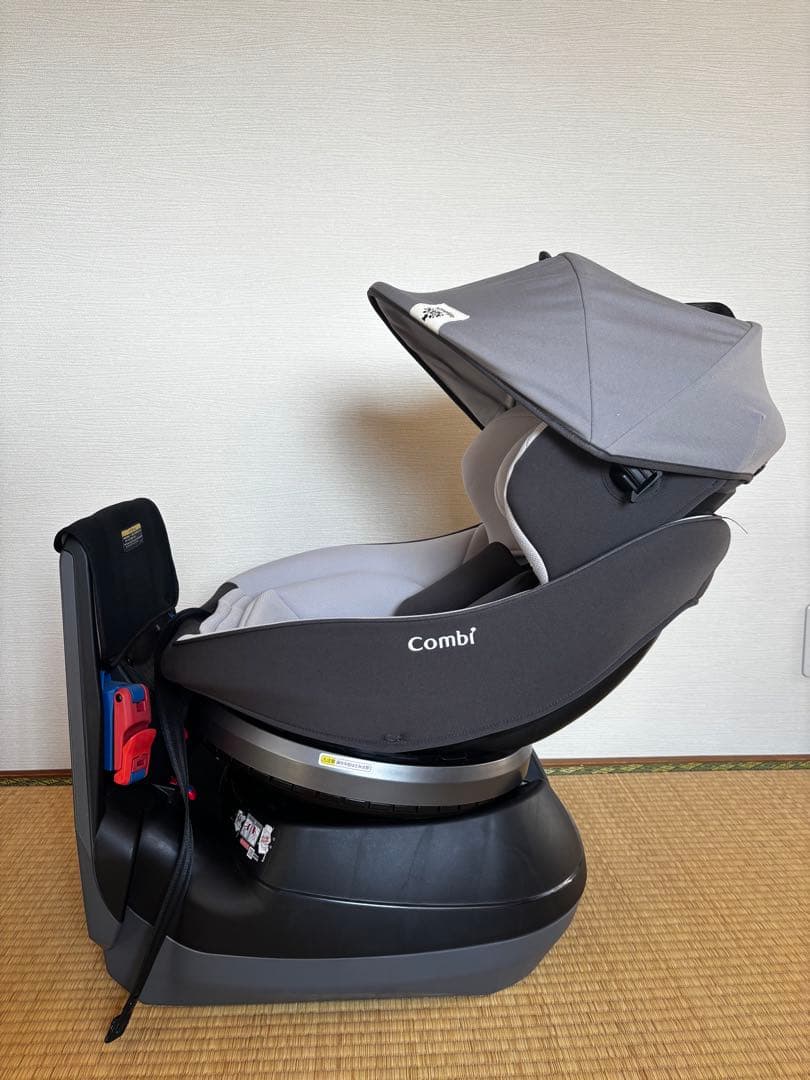 コンビ チャイルドシート クルムーヴ スマート エッグショックSimplight