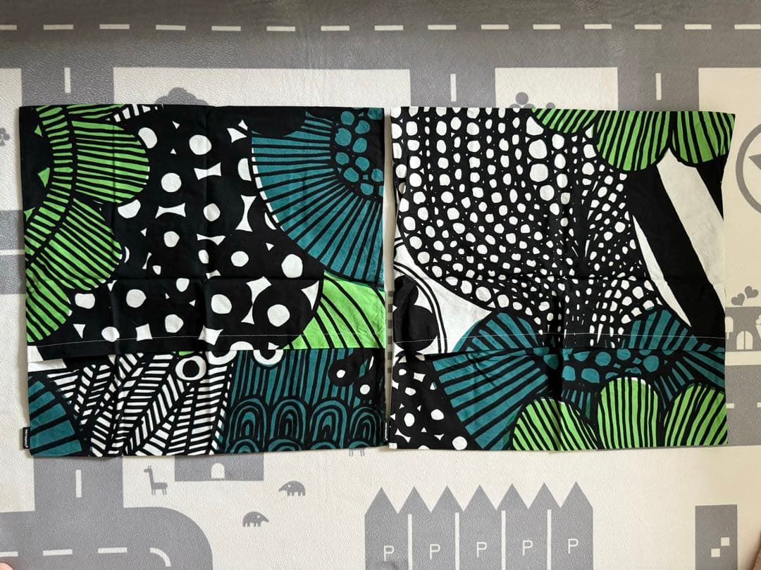 marimekko SIIRTOLAPUUTARHA クッション ペア