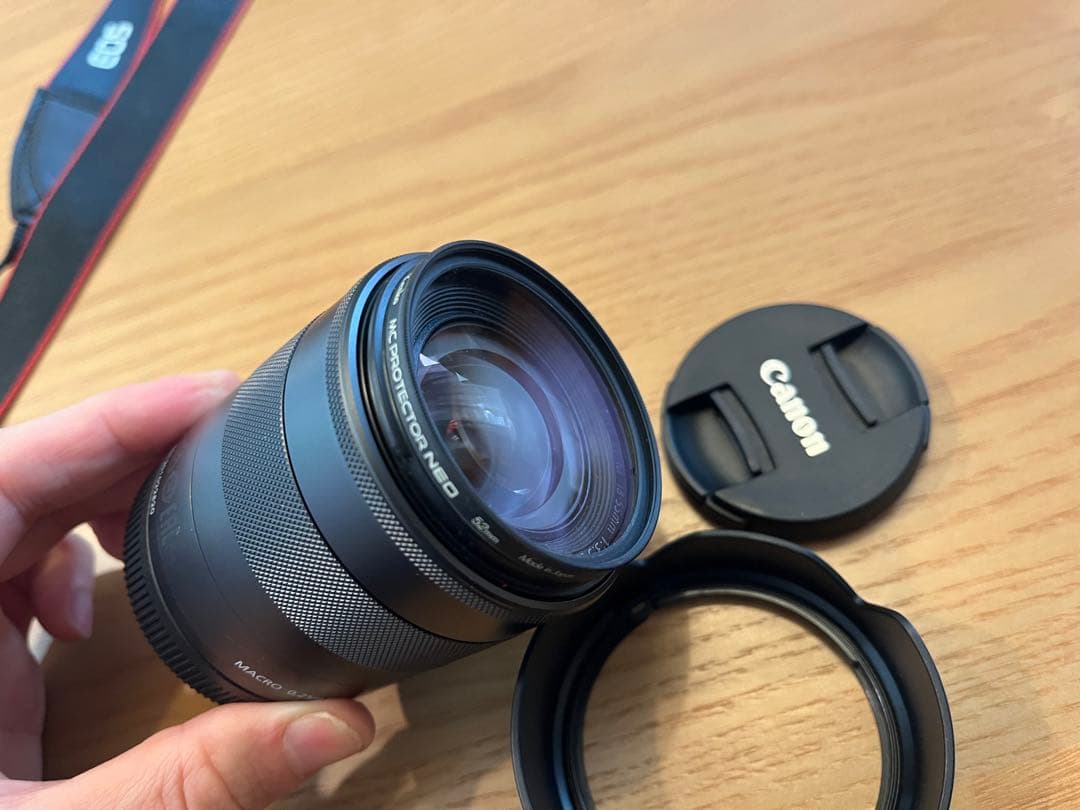 美品】EOS M2 ダブルズームキット EF-Mレンズ付 付属品全てあり