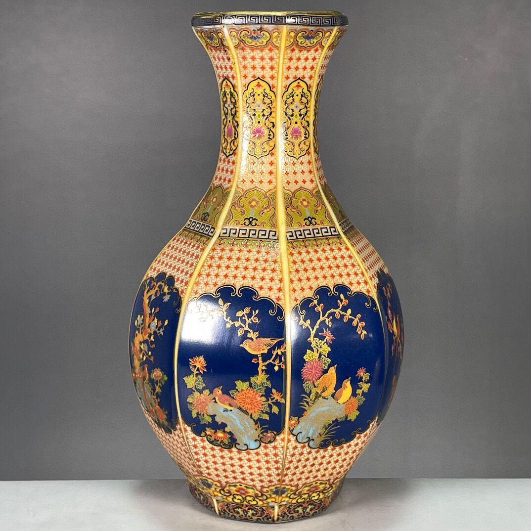清雍正琺瑯彩開窓花鳥図紋六稜瓶 景徳鎮 陶磁器