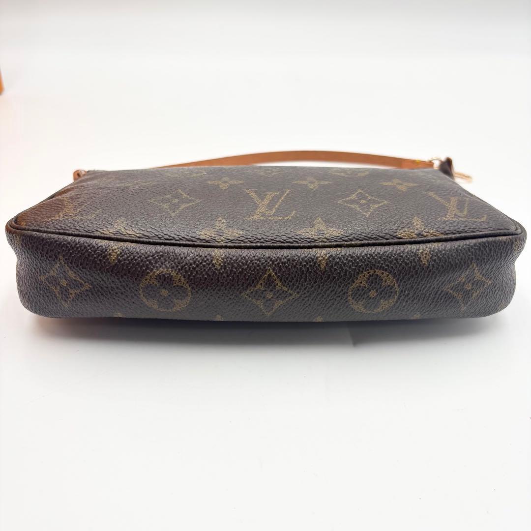 ルイヴィトン 　ポシェット アクセソワール アクセサリーポーチ ハンドバッグ