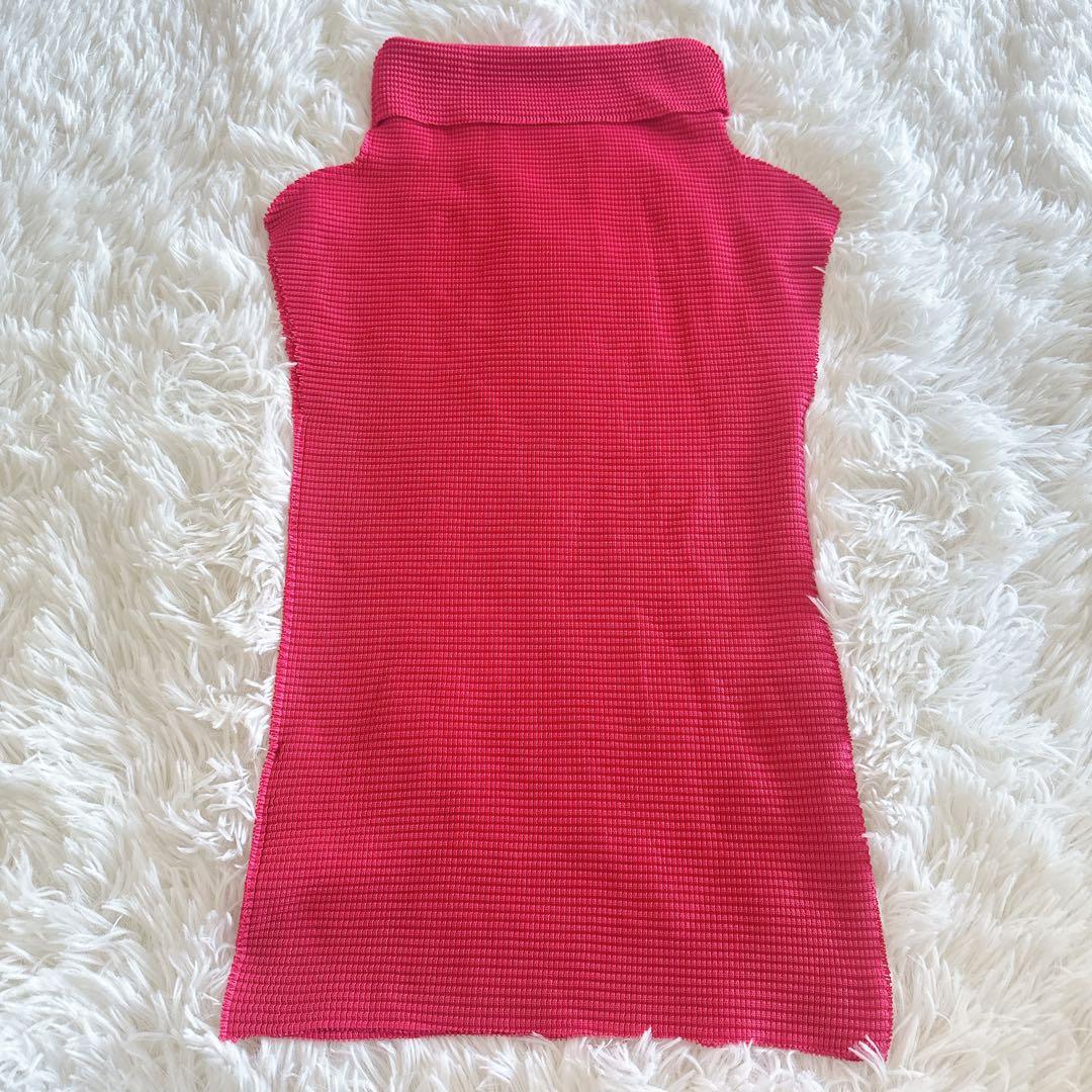 イッセイミヤケ　ミーバイイッセイミヤケ プリーツプリーズ　ノースリーブ