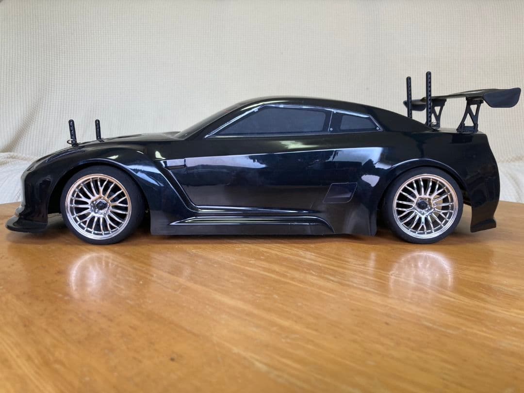 エンジンラジコンカー 4WD 1/10 オンロードタイプ オマケ多数