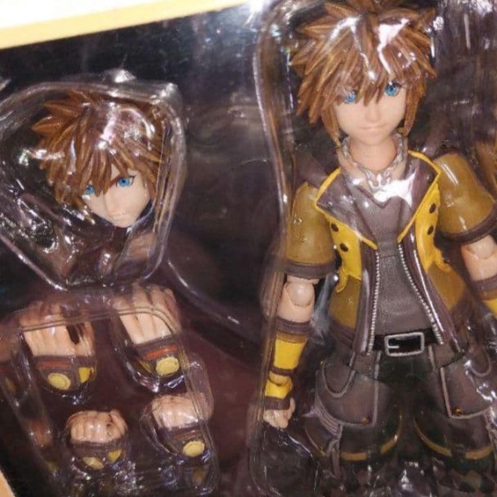 ディズニー キングダムハーツ ソラ フィギュア ブリングアーツ