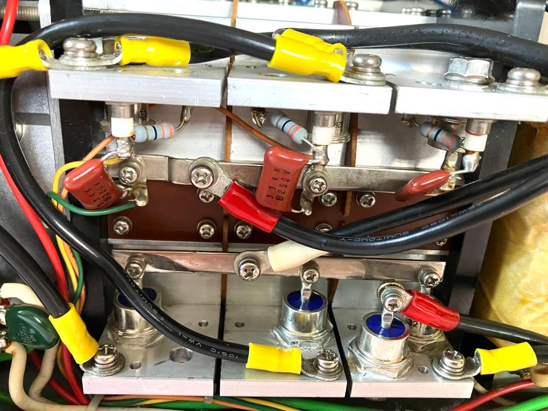 週末特別価格：KENWOOD 18V/30A 定電圧・定電流電源 PD18-30