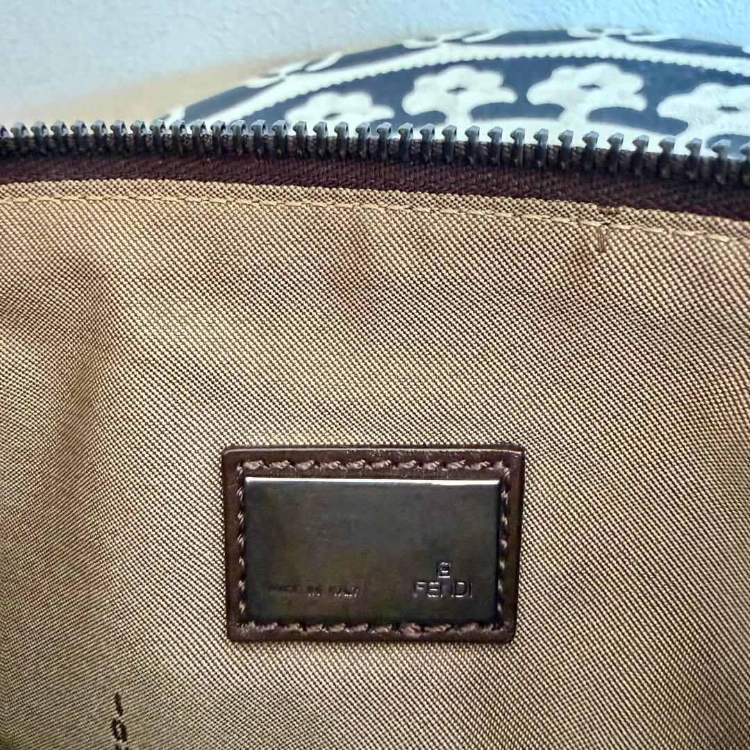 Fendi FFロゴショルダーバッグ ブラウン