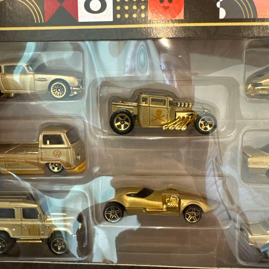 F.A.O. Schwarz Hot Wheels 8台セット