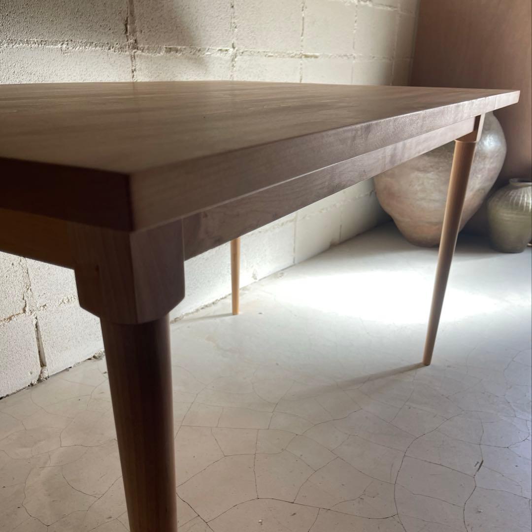 美品　MOMO NATURAL モモナチュラル　ダイニングテーブル　アルダー無垢