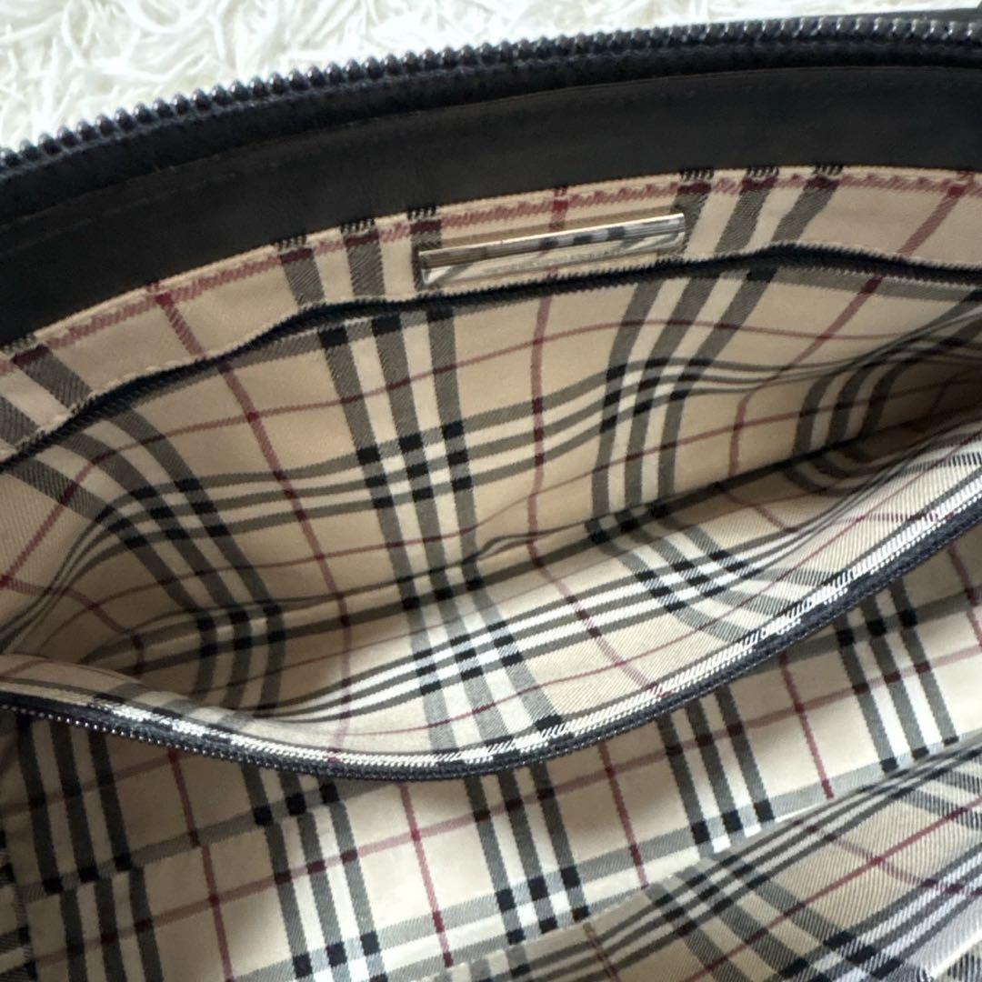 美品　BURBERRY バーバリー ハンドバッグ 横長 ノバチェック 本革 黒