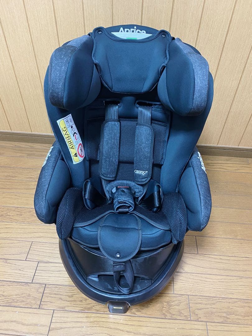 アップリカISOFIX 車用チャイルドシート