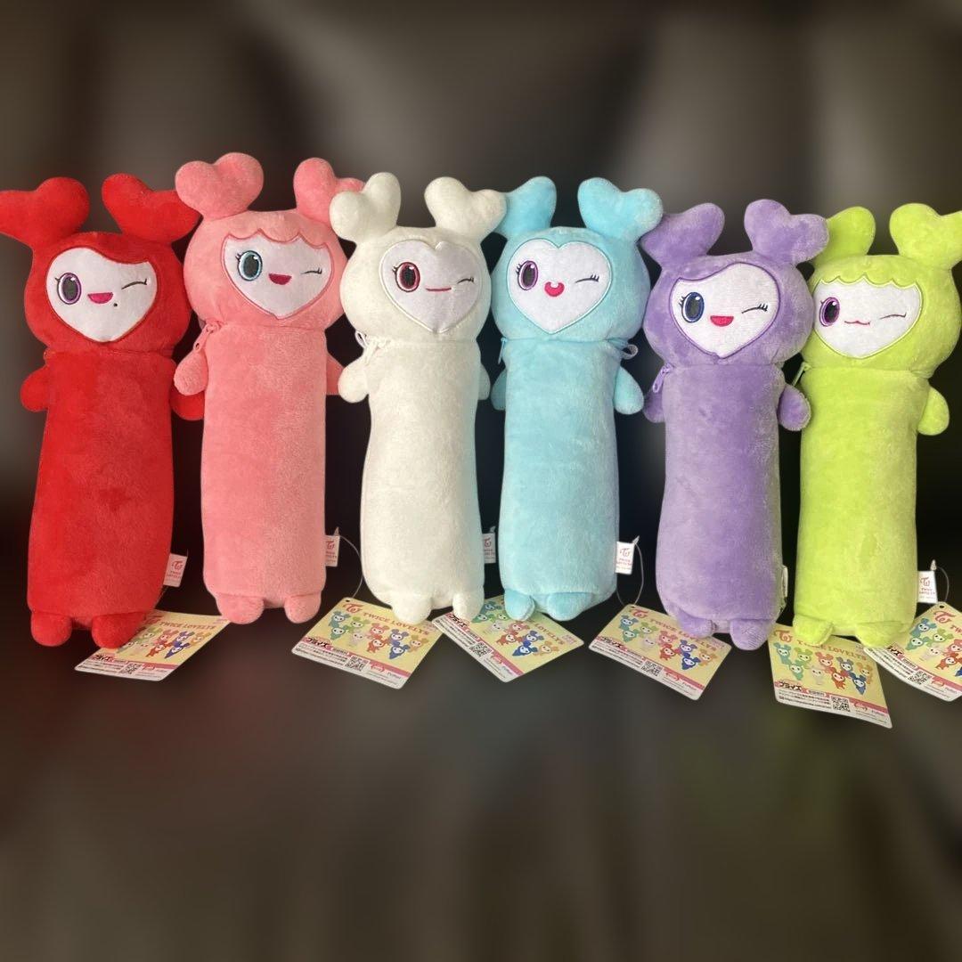 TWICE - 最安値!TWICE LOVELYSのびふにゃポーチ ナヨンの通販 by