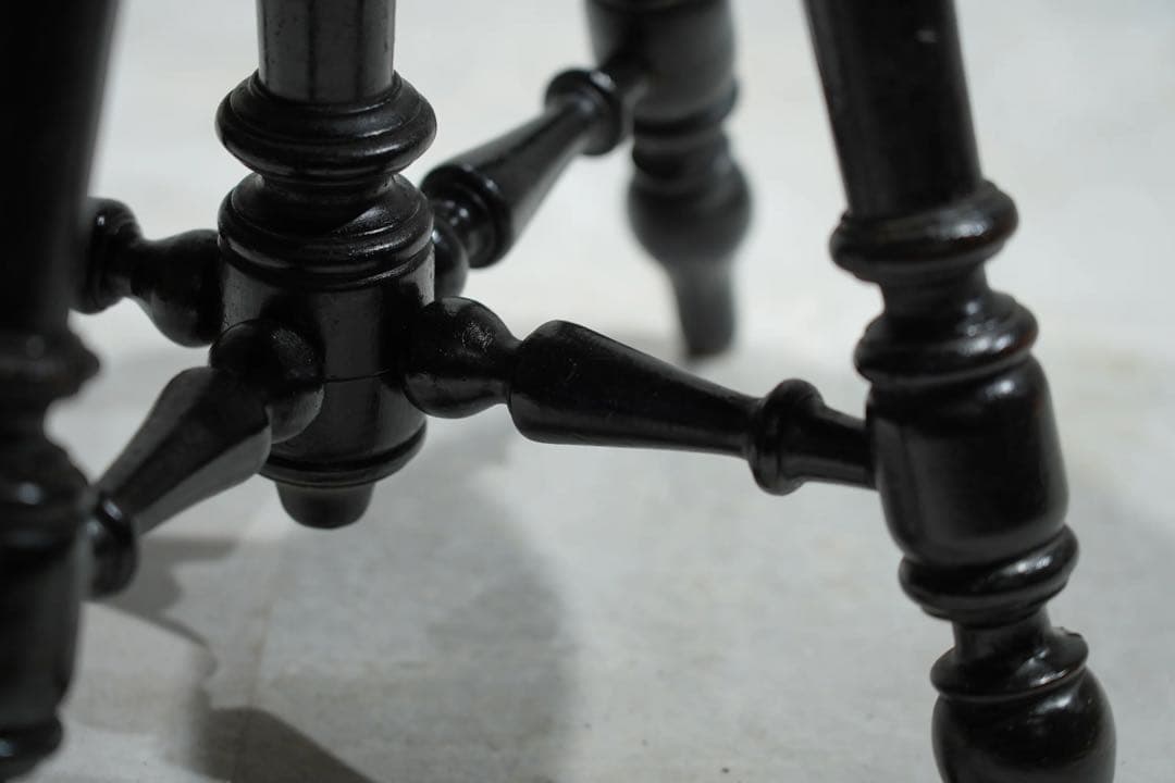 ナポレオンスツール　フランスアンティーク　赤 ベルベット　回転椅子 張替済